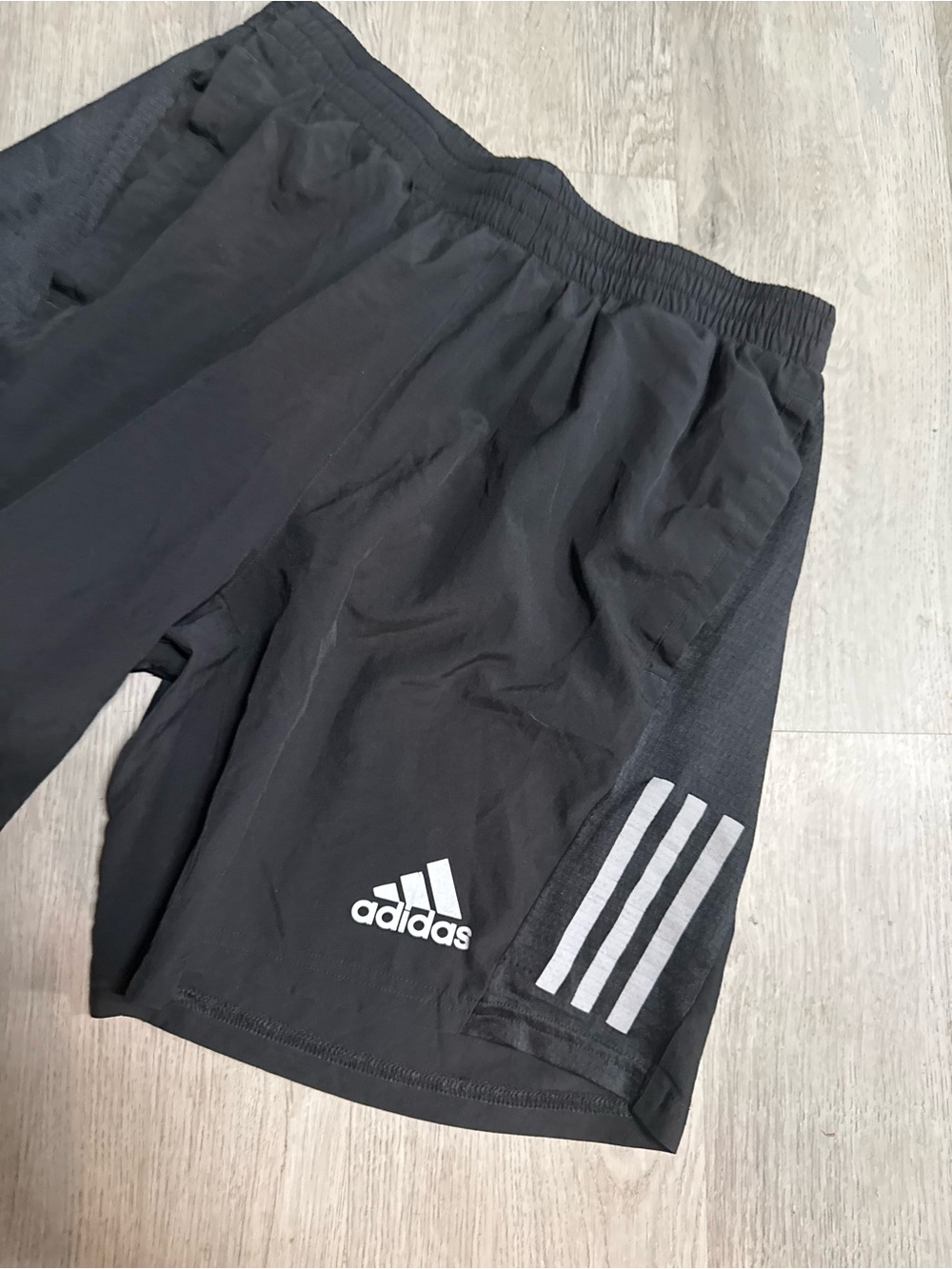 •ADIDAS• RUNNING SHORTS - Picture 2 of 7